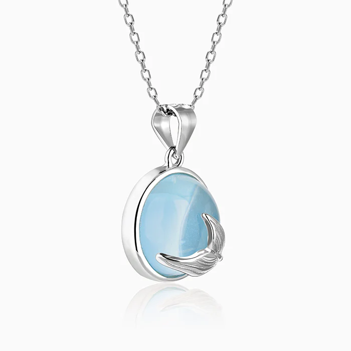 Silver Gleaming Blue Fish Tail Pendant with Link Chain - Image 4
