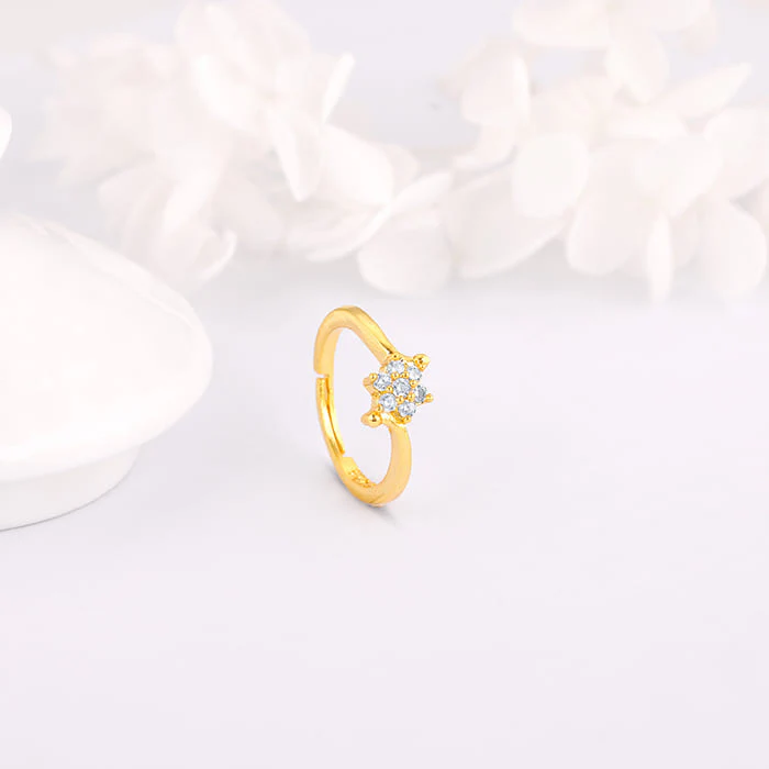 Golden Snowflake Ring - Image 2