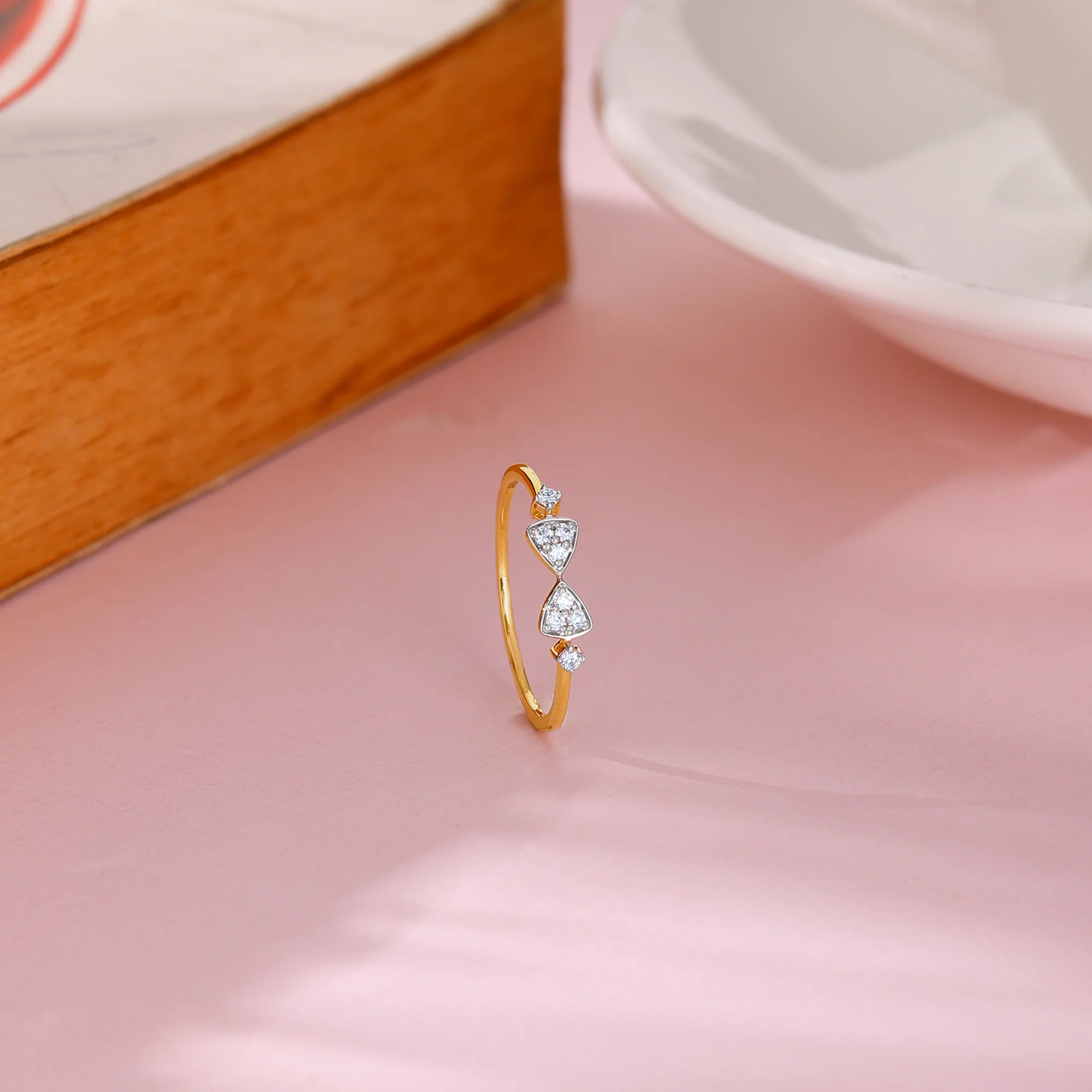 Gold Bow tie Diamond Ring - Image 2