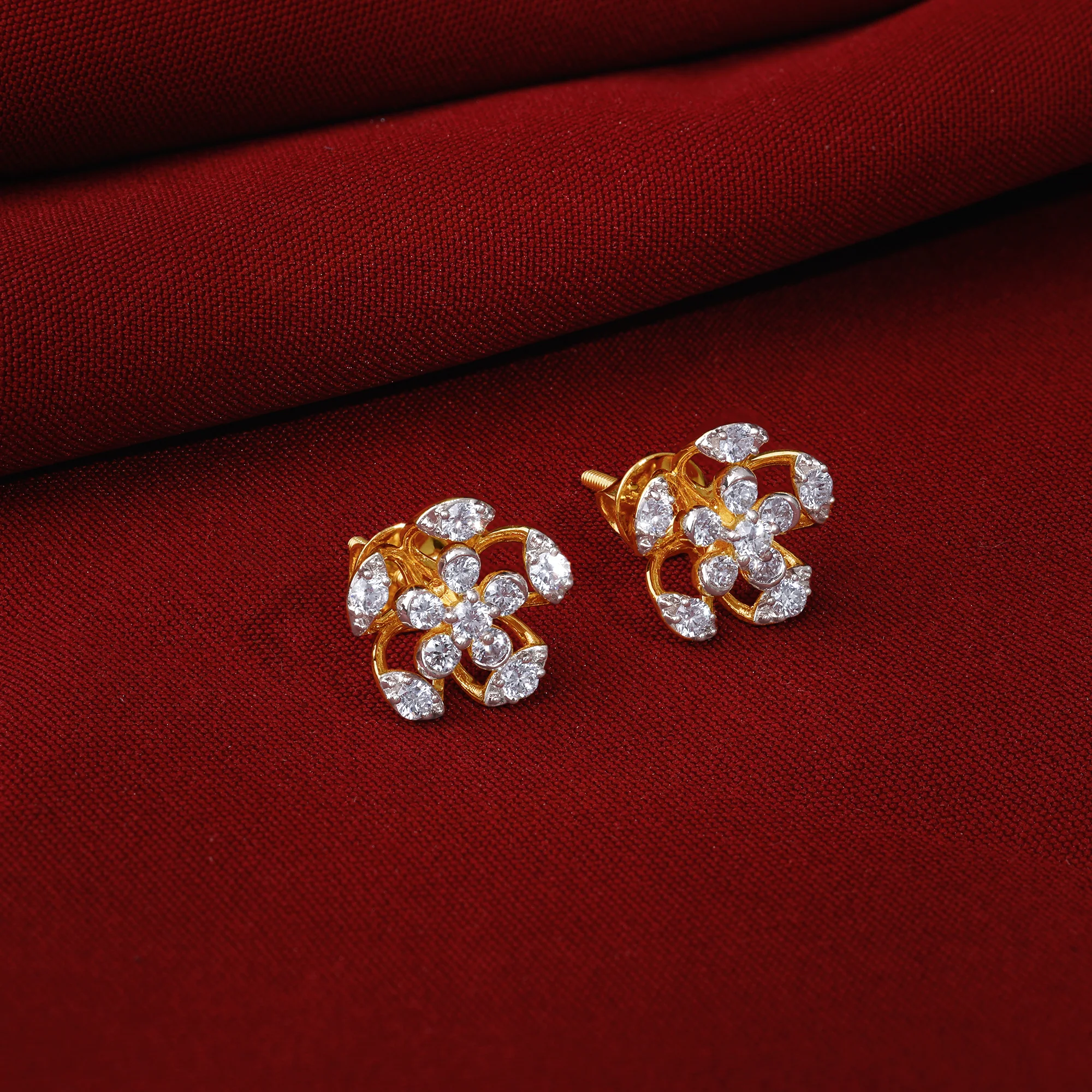 Gold Charming Flora Lab Grown Diamond Earrings - Image 2