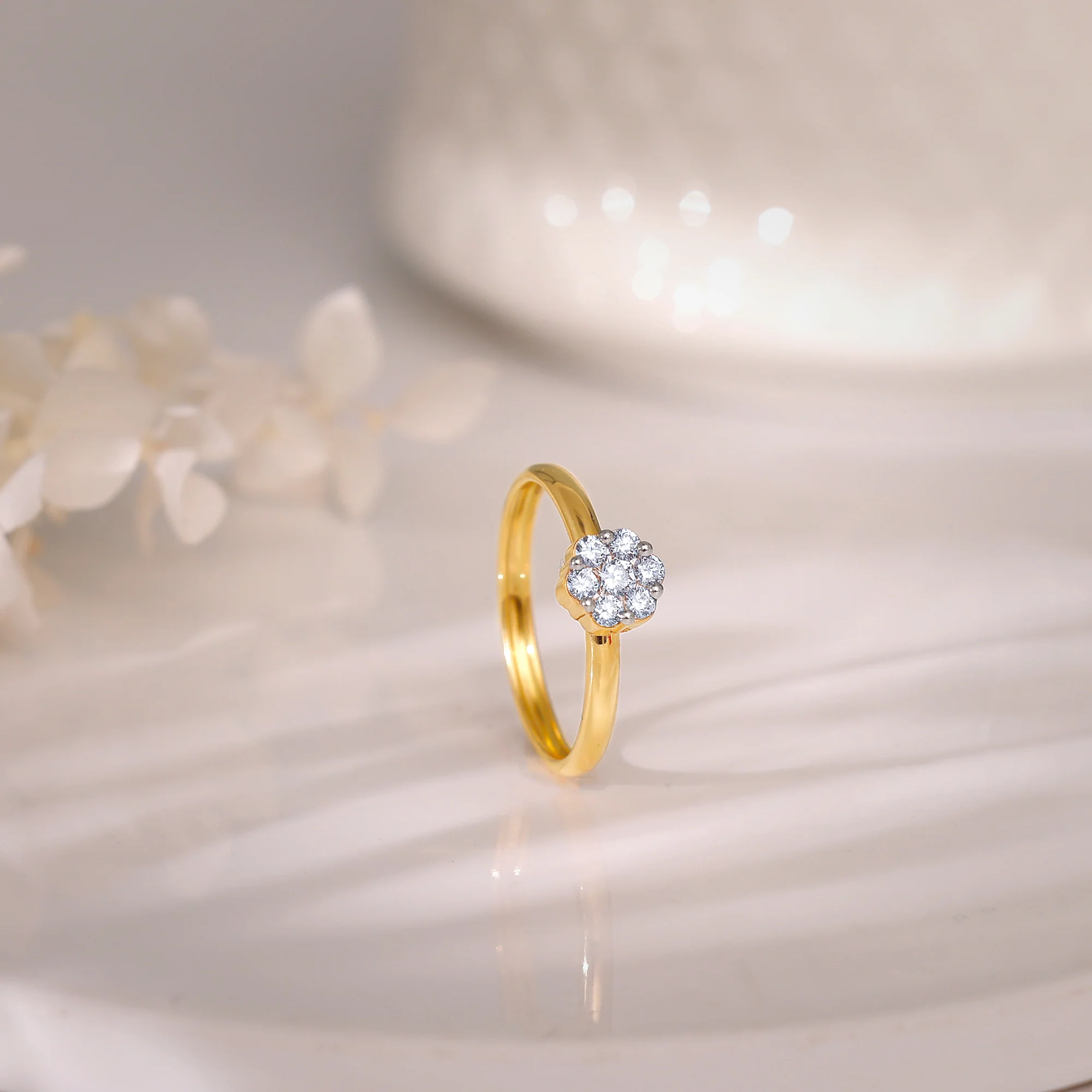 Gold Elegant Spark Diamond Ring - Image 2