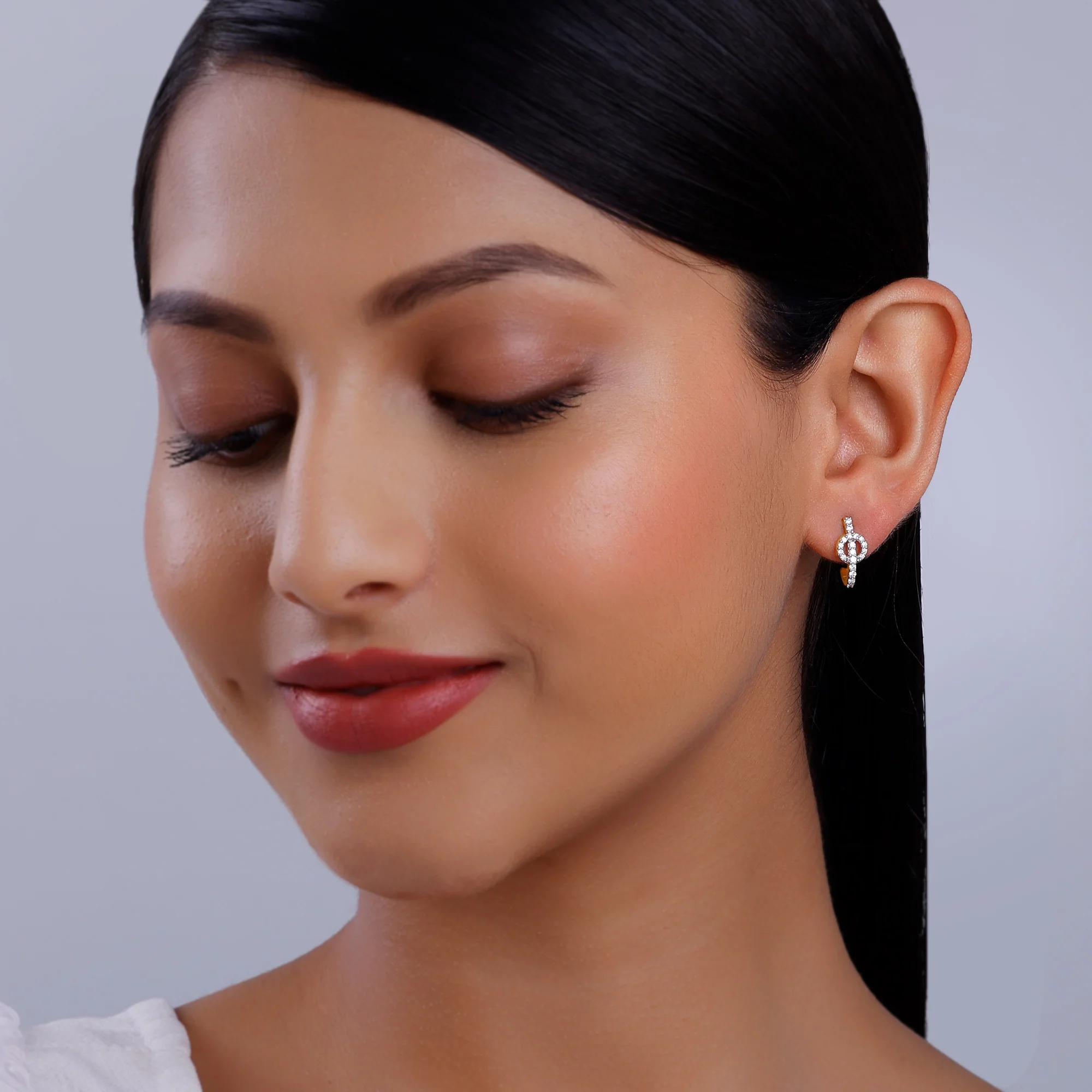 Gold Everglow Diamond Earring - Image 3