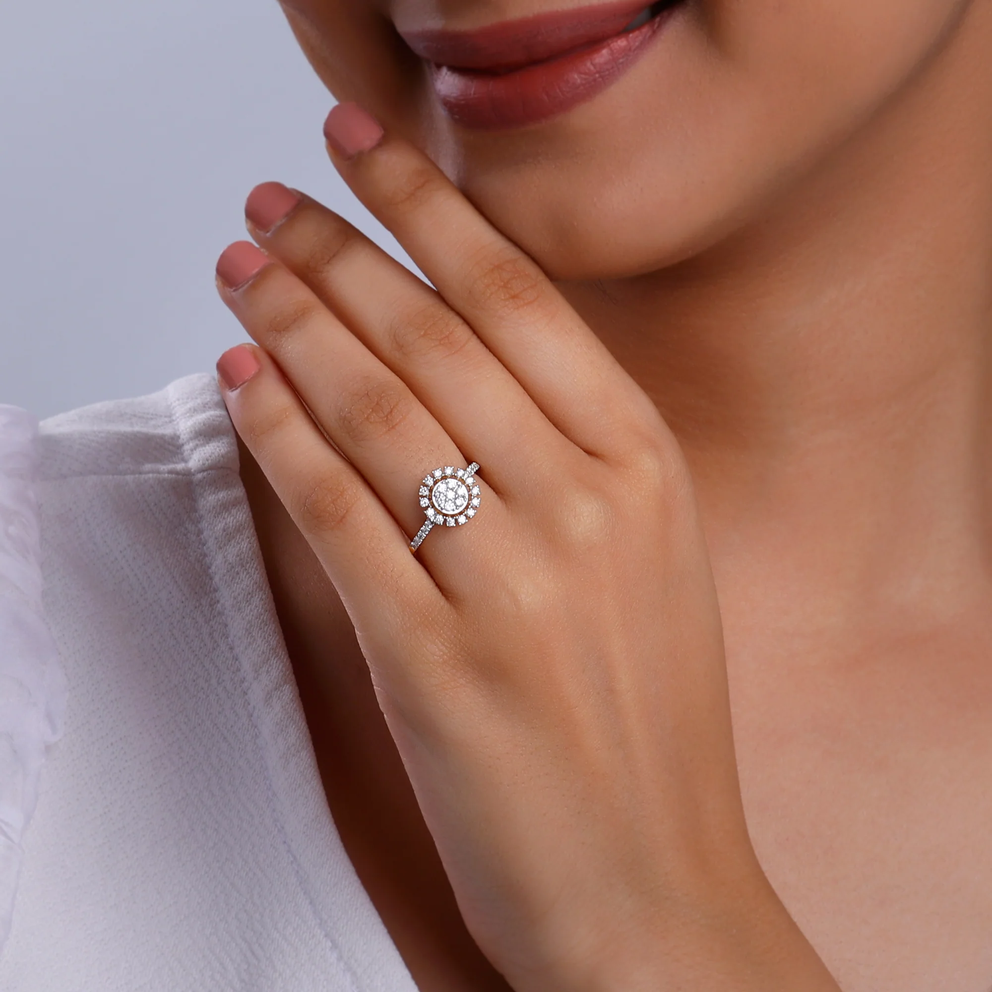 Gold Fiore Bloom Diamond Ring - Image 4
