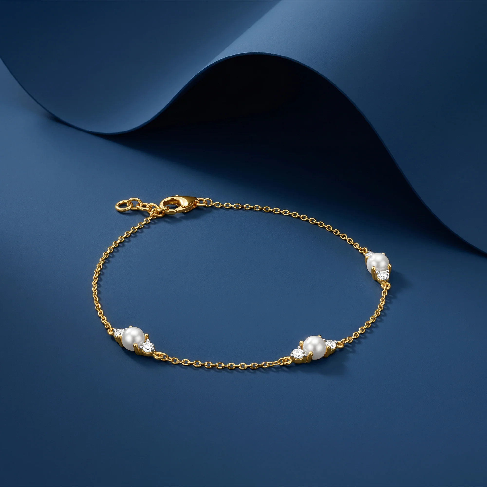 Gold Luce Lab Grown Diamond Bracelet - Image 2