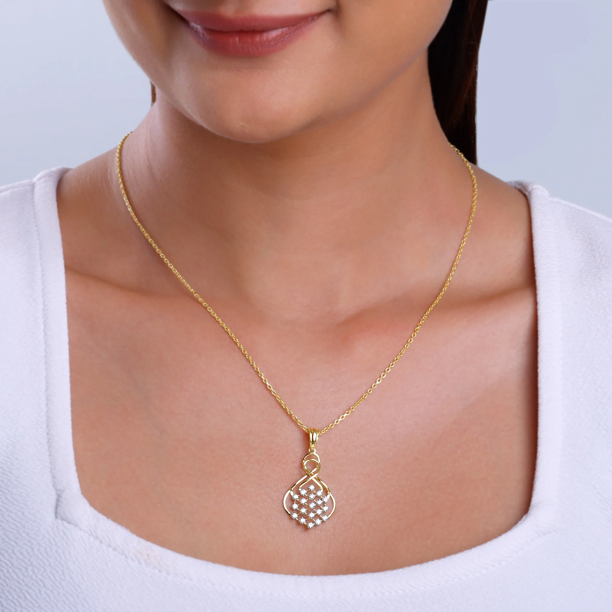 Gold Poire Diamond Pendant - Image 4