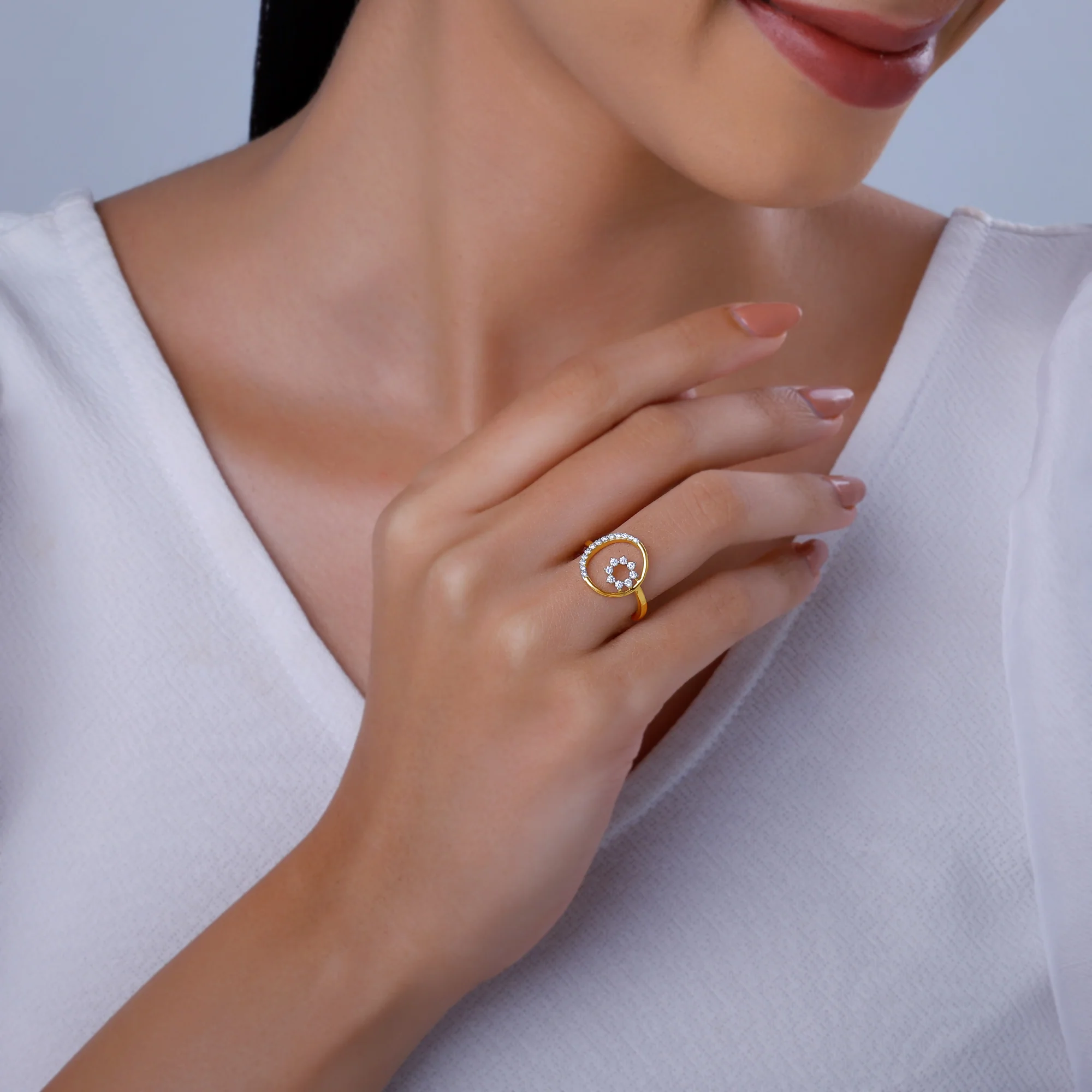 Gold Serene Flora Diamond Ring - Image 3
