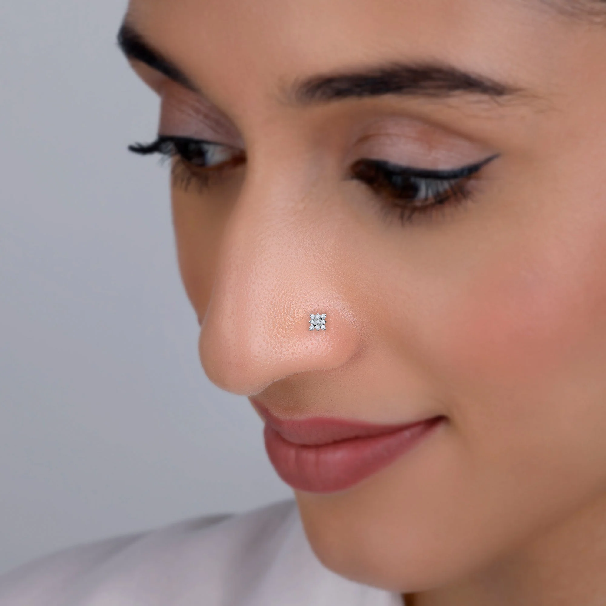 Gold Square Radiance Diamond Nose Pin - Image 3