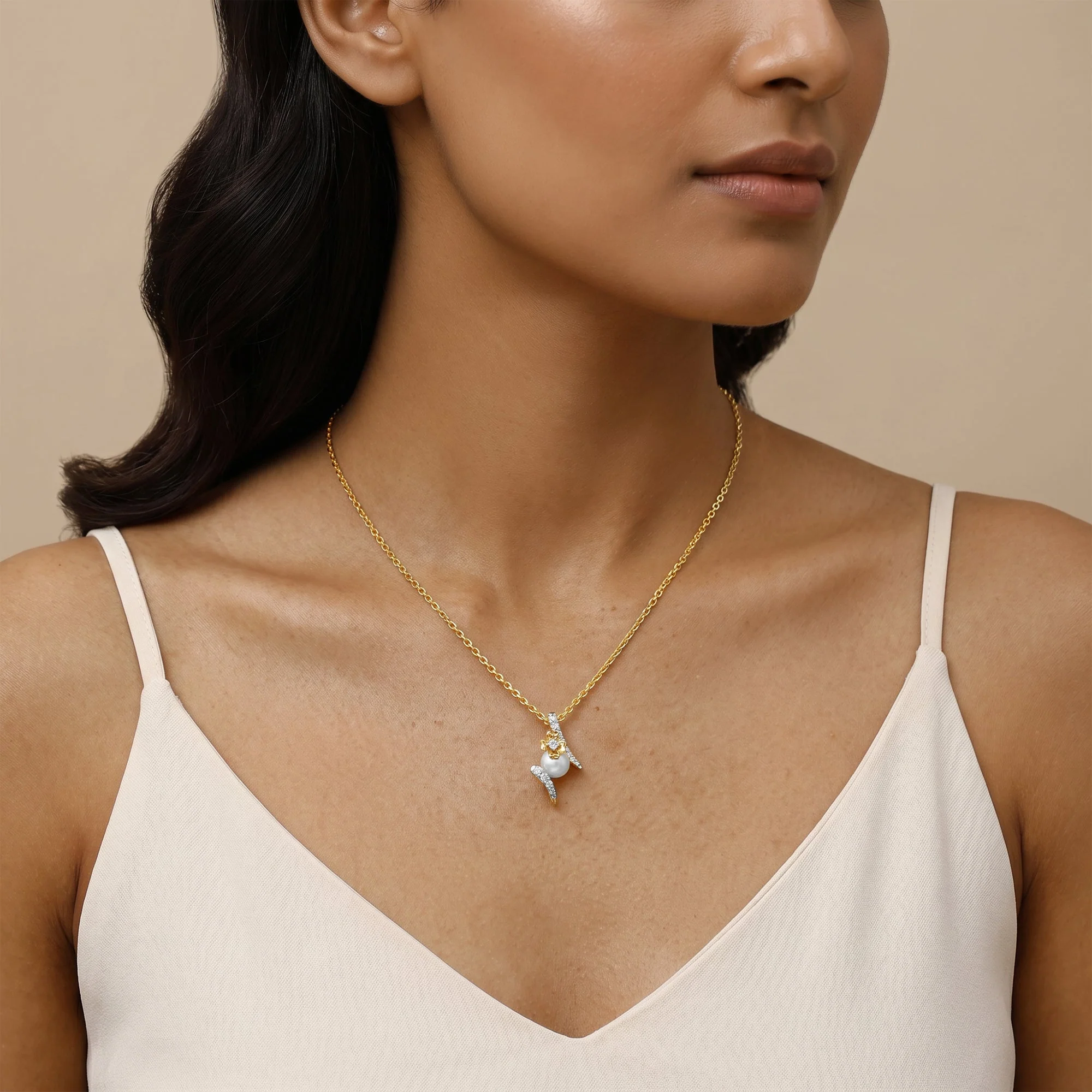 Gold Vida Shine Lab Grown Diamond Pendant - Image 3