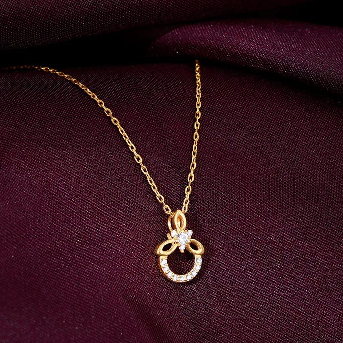 Golden Adoring Floral Pendant With Link Chain - Image 2