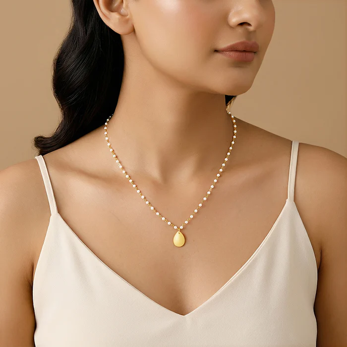 Golden Colleen Pearl Necklace - Image 3