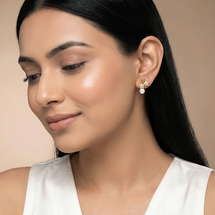 Golden Downey Pearl Earrings - Image 3