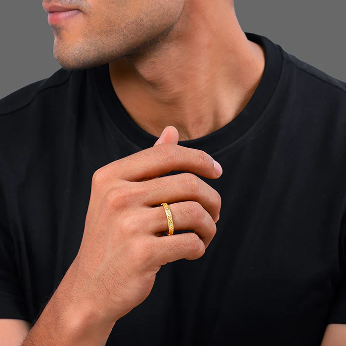 Golden Elegant Pattern Ring Band For Him - Image 3