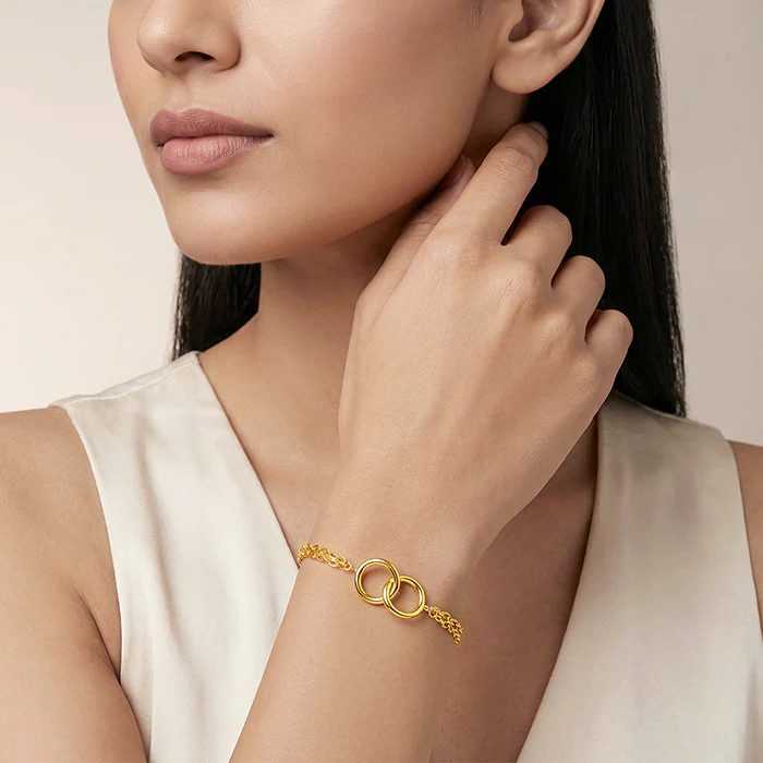 Golden Forever Link Heart Bracelet - Image 3