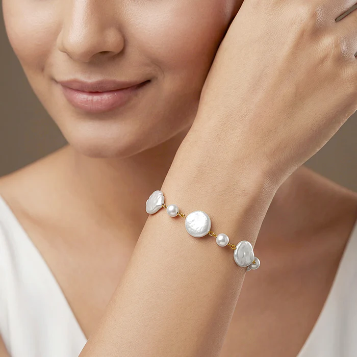 Golden Megan Pearl Bracelet - Image 3
