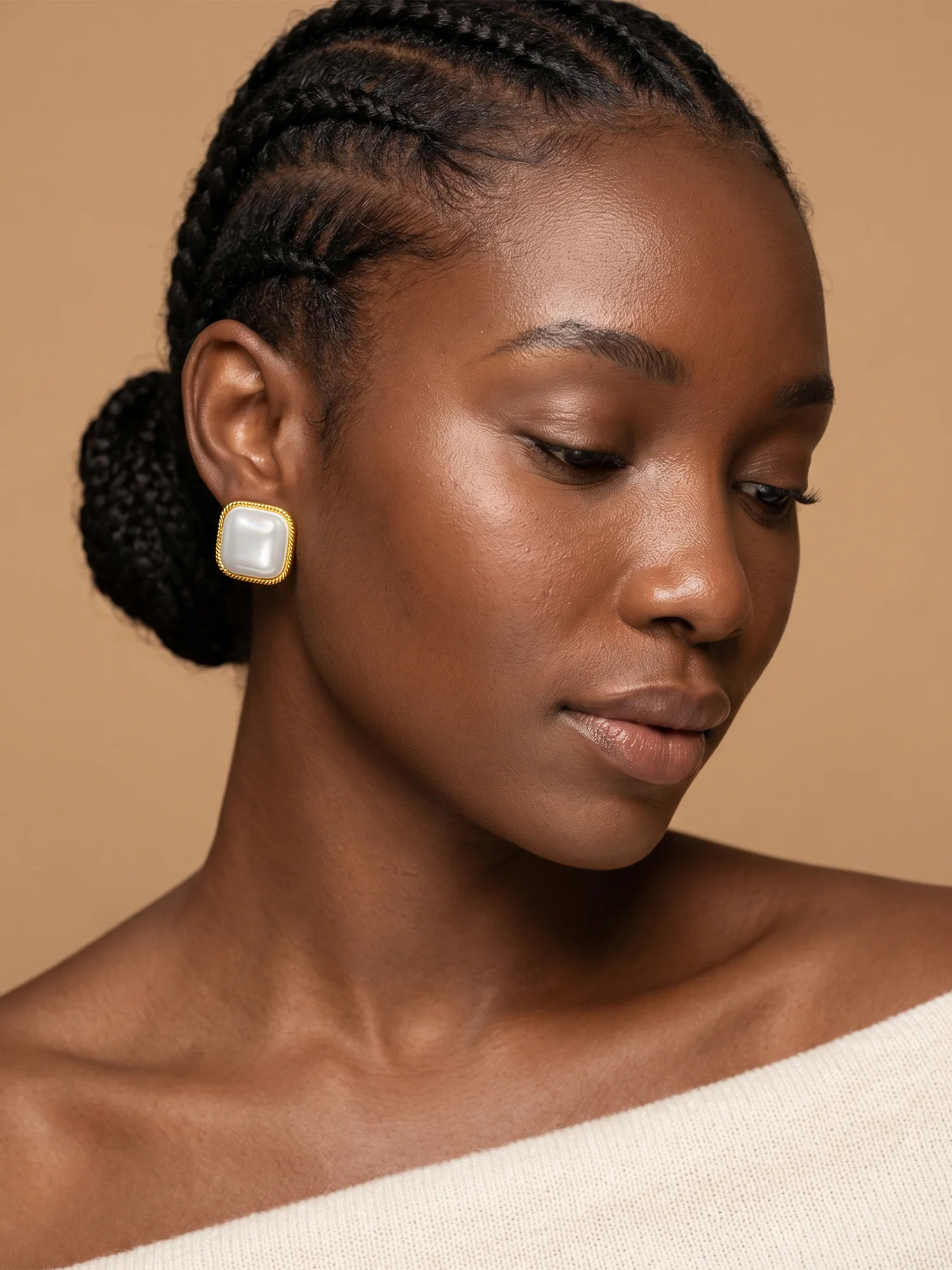 No Curve Pearl Gold Plated Earrings - Image 3