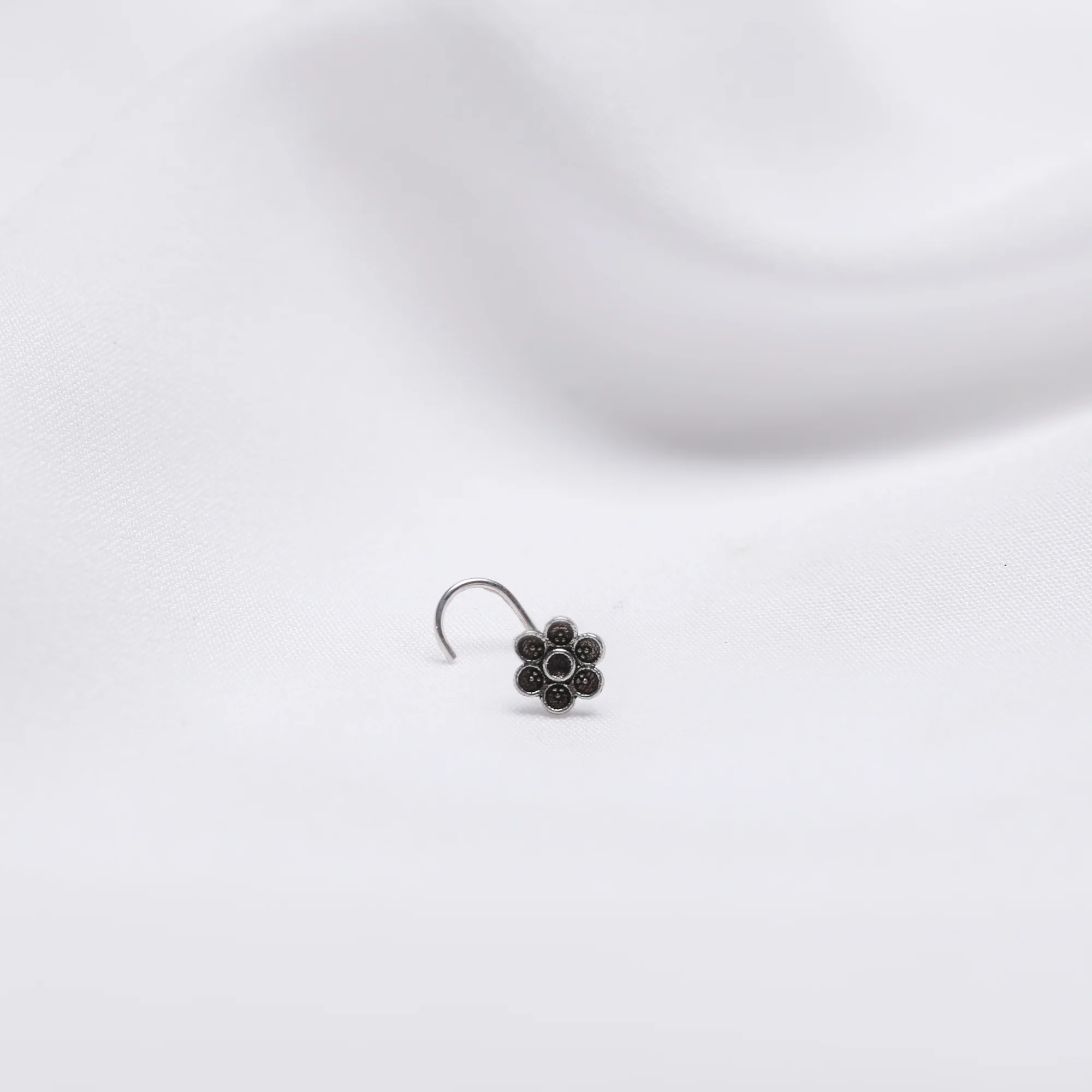 Oxidised Silver Floral Nose Pin - Image 3