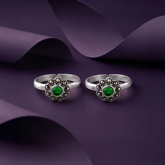 Oxidised Silver Harini Toe Rings - Image 2