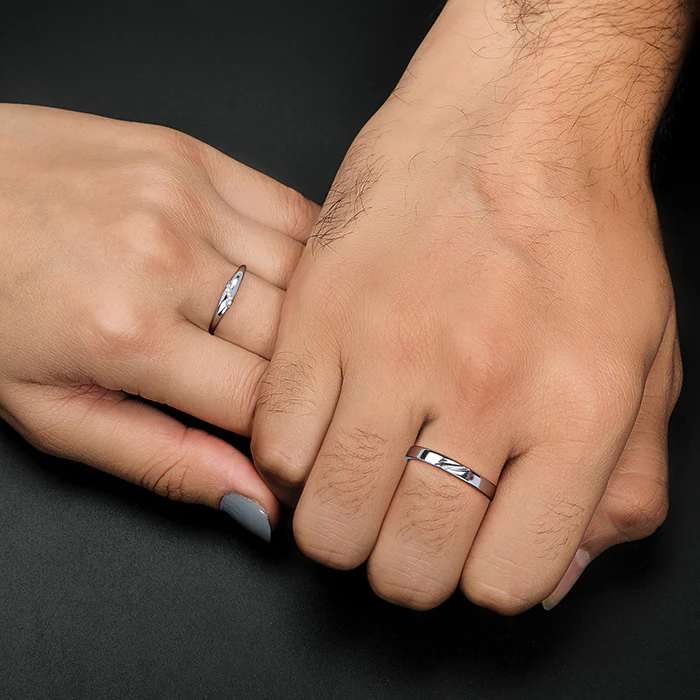 Silver Love Unfolds Couple Bands - Image 3