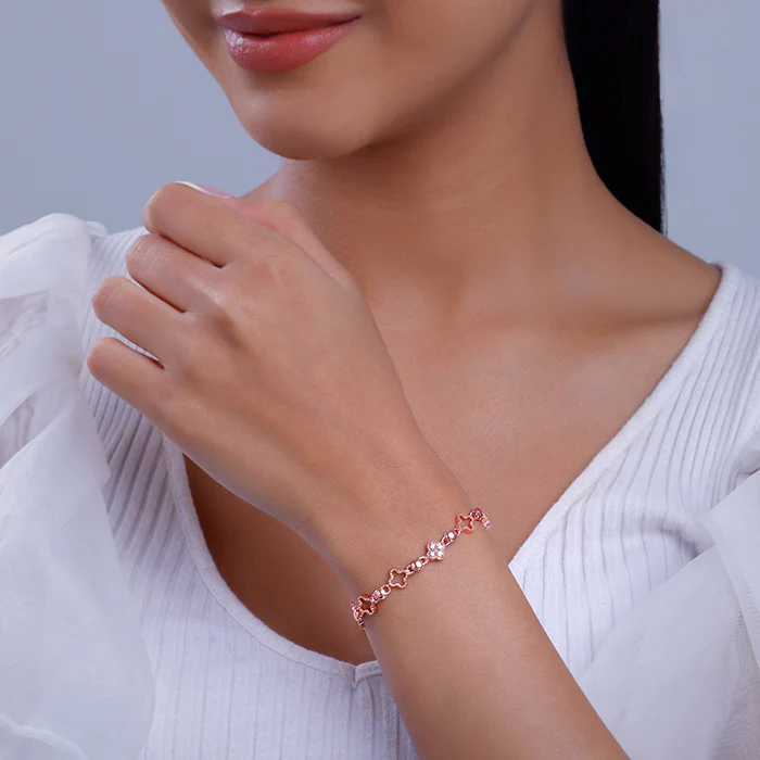 Rose Gold Clover Bracelet - Image 3