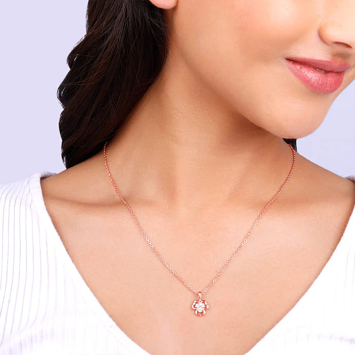 Rose Gold Three Leaf Clover Pendant With Link Chain - Image 3