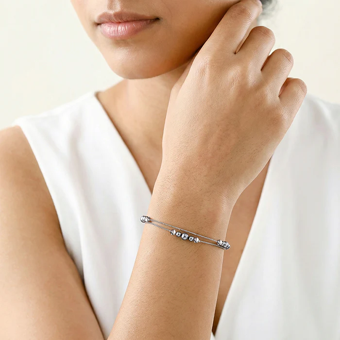 Silver Angelina Pearl Bracelet - Image 3