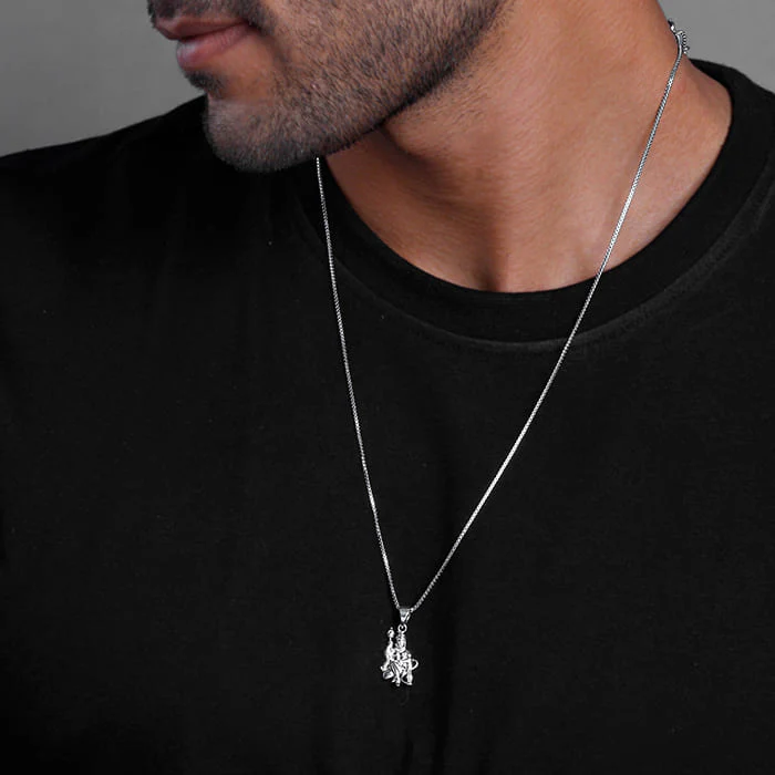 Silver Anjaneya Pendant With Box Chain For Him - Image 3