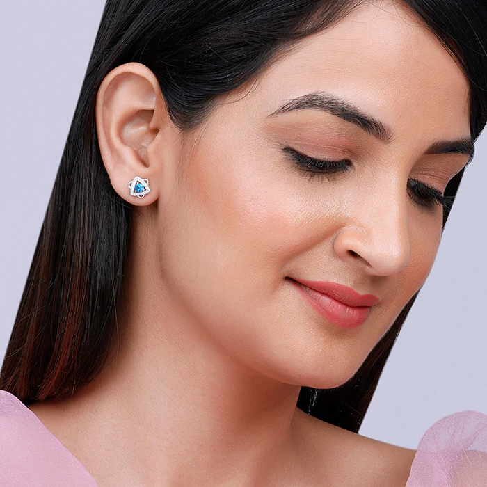 Silver Aqua Blue Star Earrings - Image 3