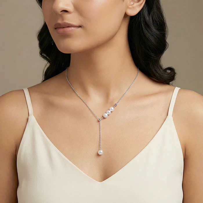 Silver Bette Necklace - Image 3