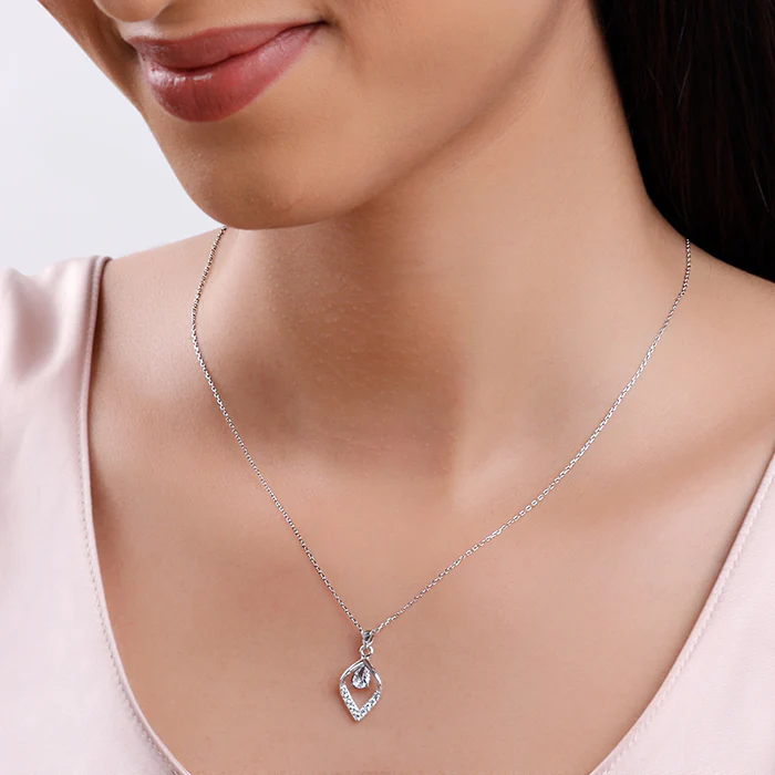 Silver Bling Queen Pendant with Link Chain - Image 3