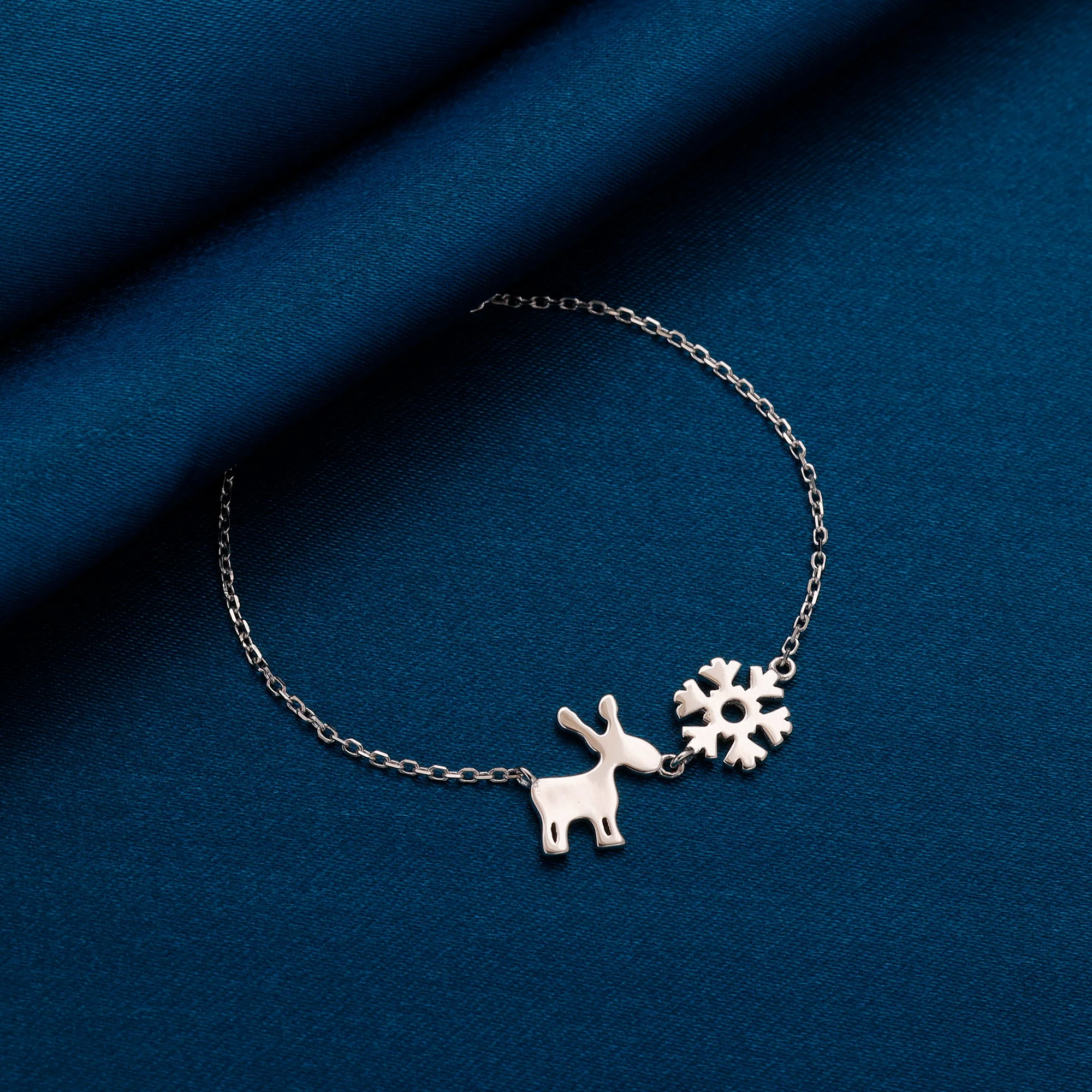Silver Christmas Longing Bracelet - Image 2