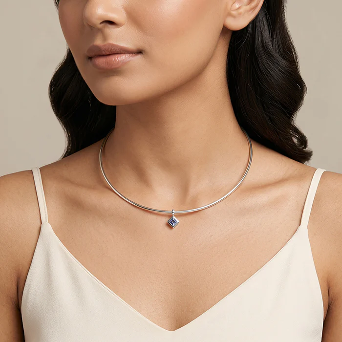 Silver Classic Blue Solitaire Hasli Necklace - Image 3