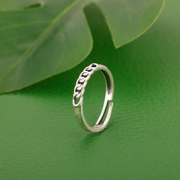 Silver Classic Chain Ring for Her - Image 2