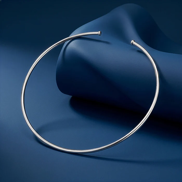 Silver Classic Hasli Necklace - Image 2
