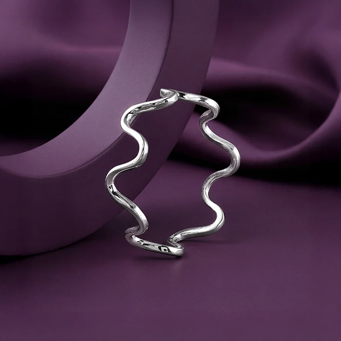 Silver Classic Wave Ring - Image 2