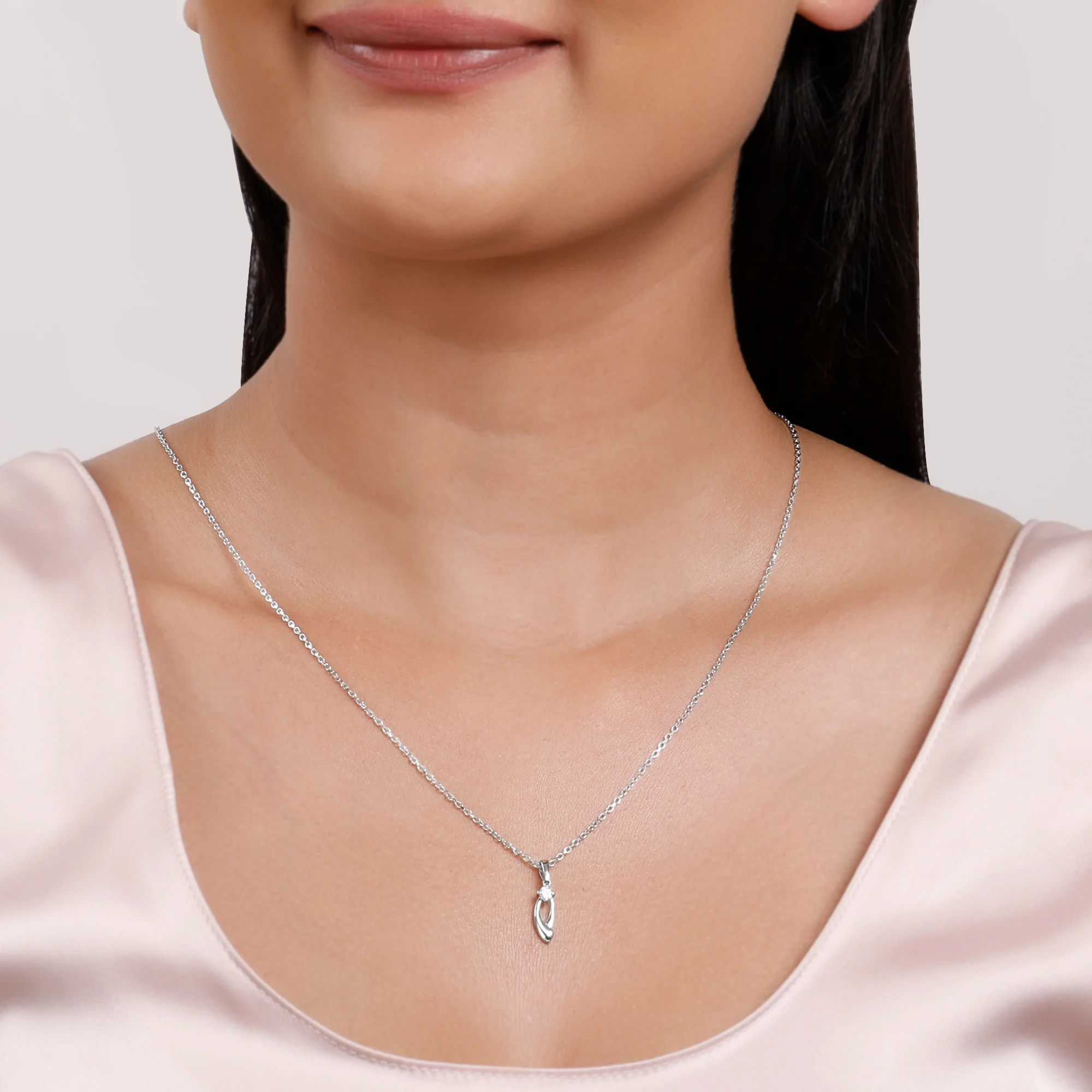 Silver Classy Beauty Pendant With Link Chain - Image 3