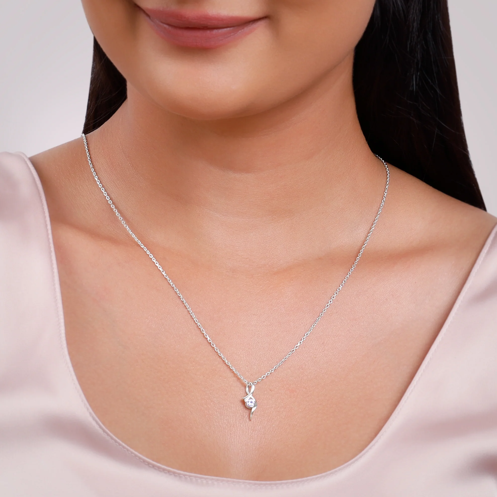 Silver Classy Shine Pendant With Link Chain - Image 3