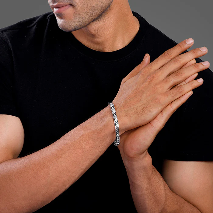 Silver Eternal Knot Bracelet For Him - Image 3