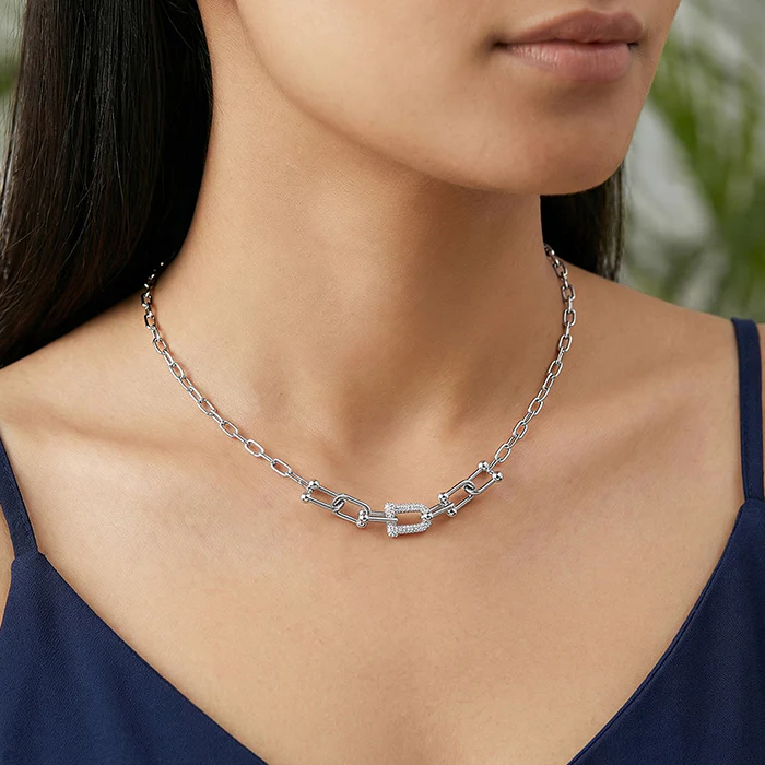Silver Graduated Link Necklace - Image 3