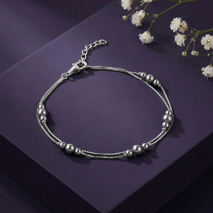 Silver Hailee Pearl Bracelet - Image 2