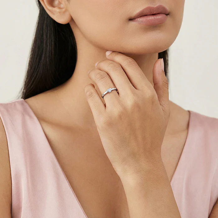 Silver Heartbeam Ring - Image 3