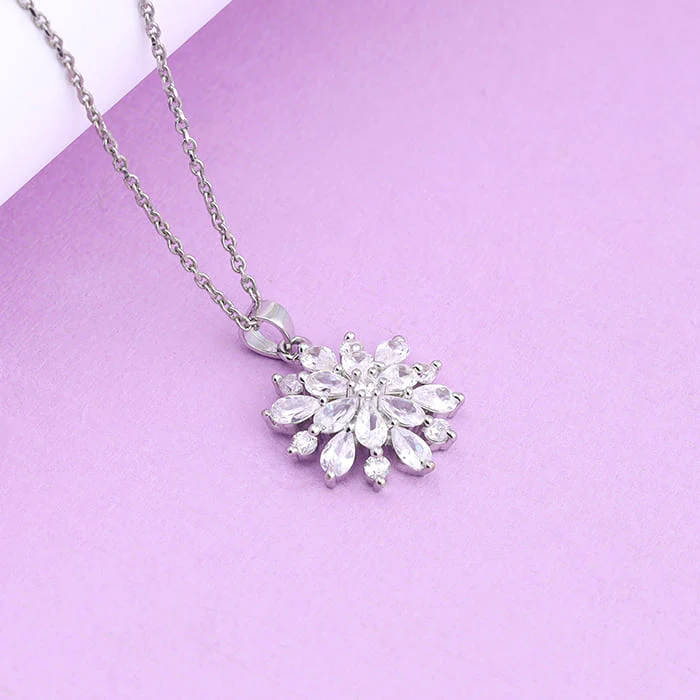 Silver Heavenly Flower Pendant With Box Chain - Image 2