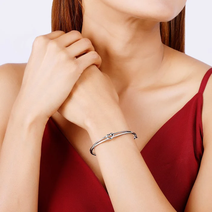 Silver Minimal Heart Bracelet - Image 3