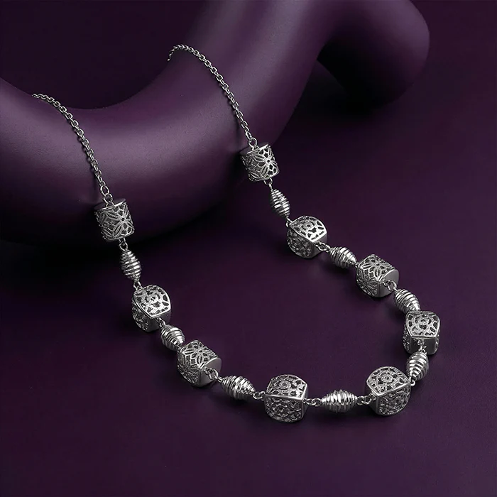 Silver Opaline Grace Necklace - Image 2