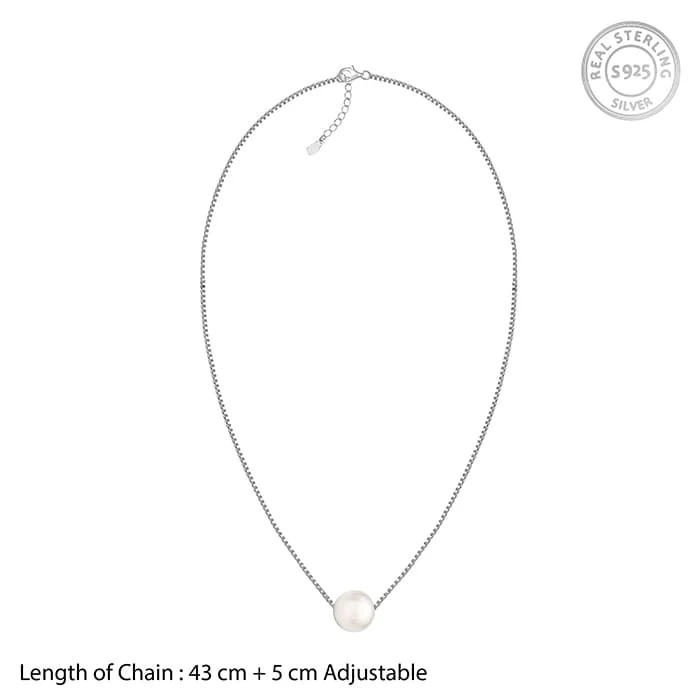 Anushka Sharma Silver White Pearl Moon Necklace - Image 9