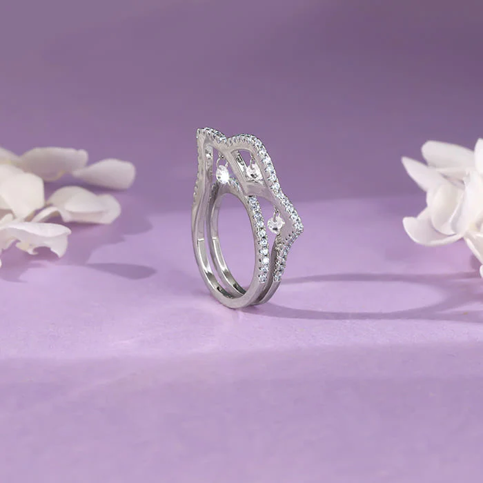 Silver Regal Crown Ring - Image 2