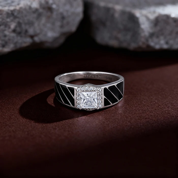 Silver Regal Spark Ring For Him - Image 2