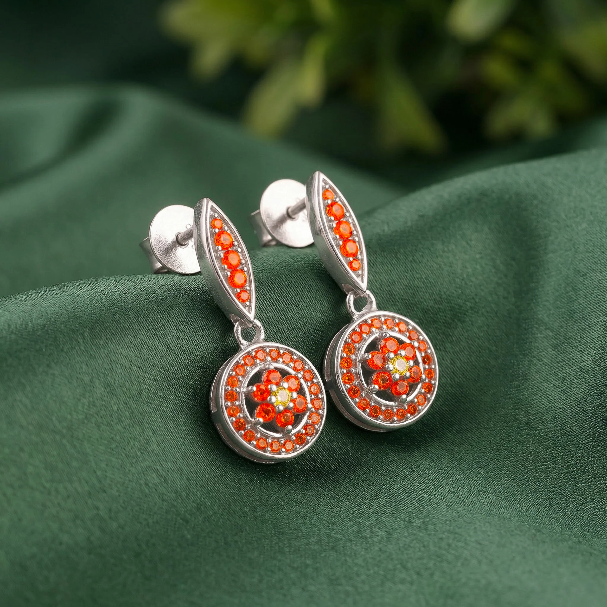 Silver Sekhmet Spark Earrings - Image 2