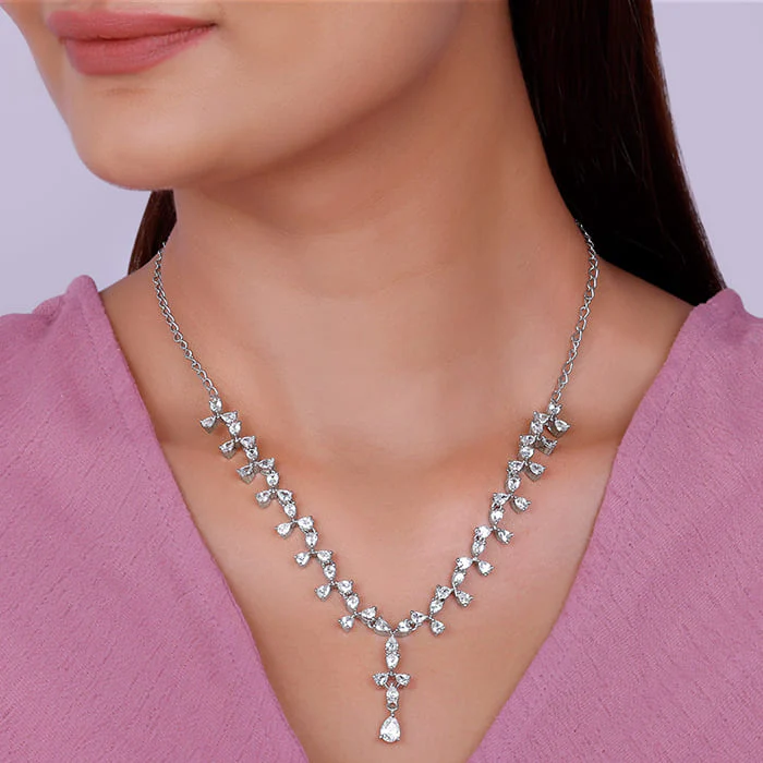 Silver Sparkling Beauty Necklace - Image 3