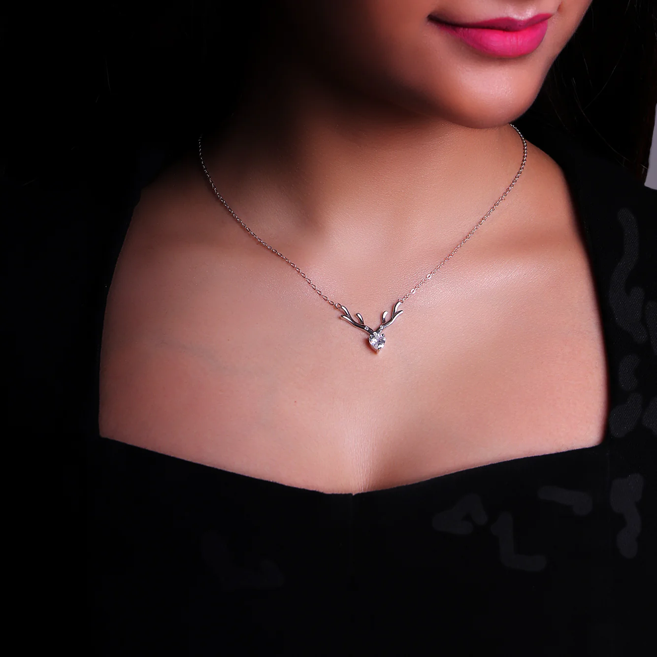 Silver Sparkling Deer Set - Image 4