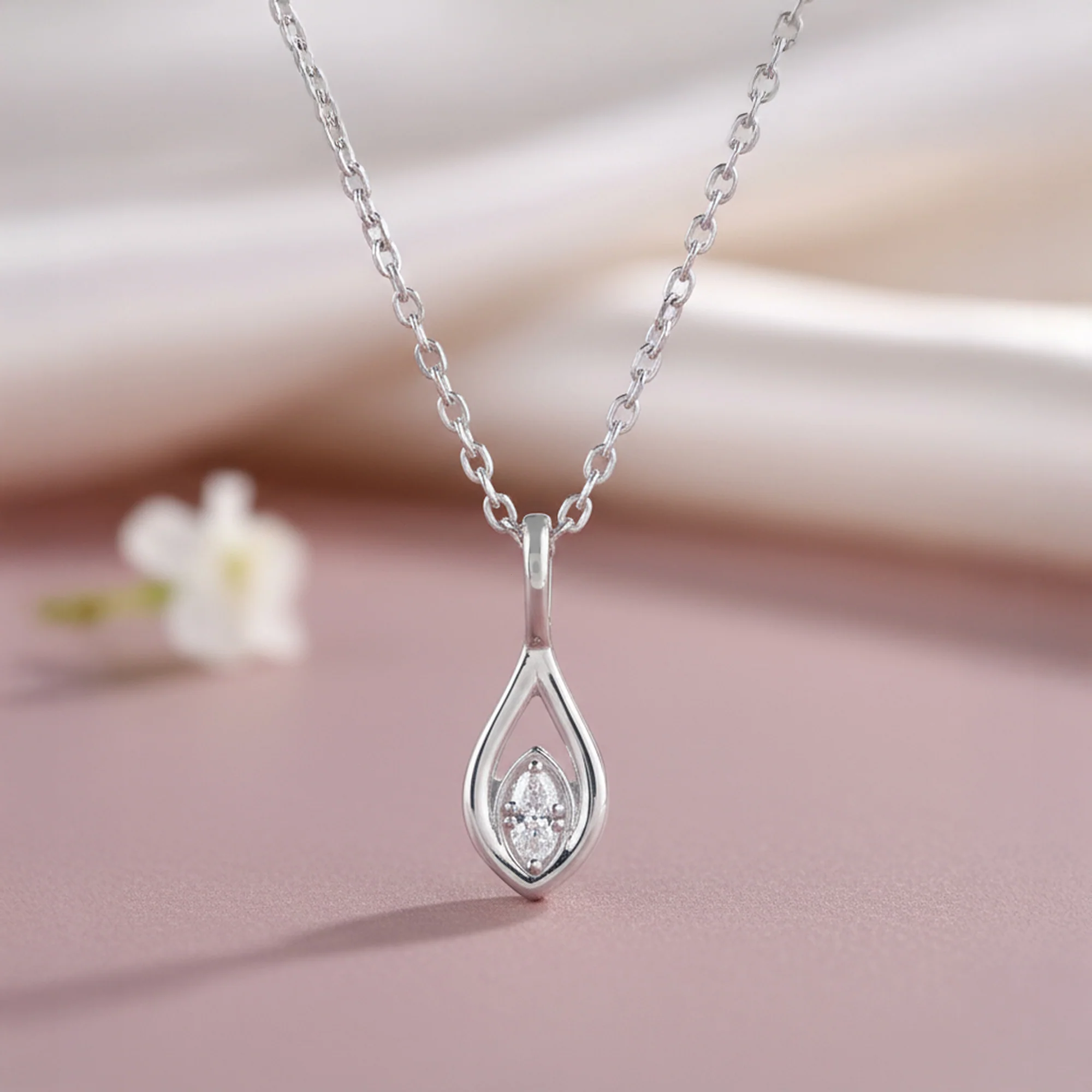 Silver Tear Drop Pendant With Link Chain - Image 2